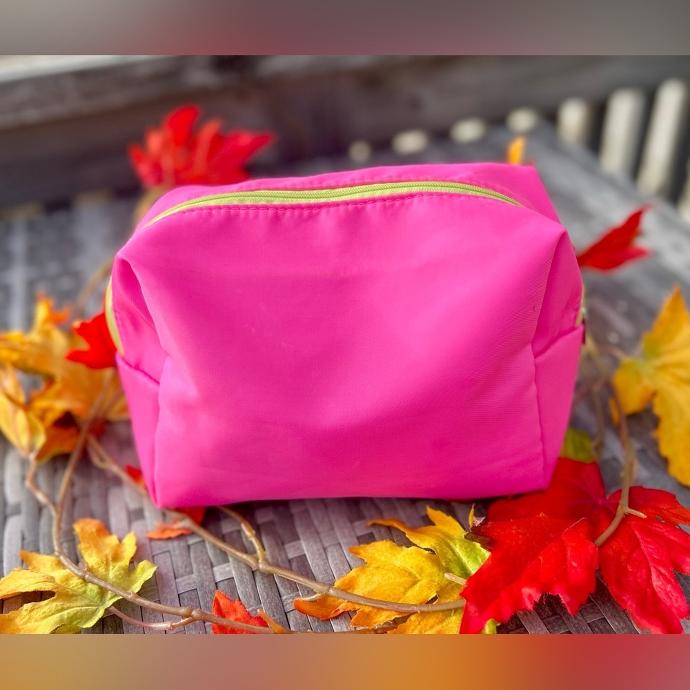 Neon Pink Packable Cosmetic Bag Case​